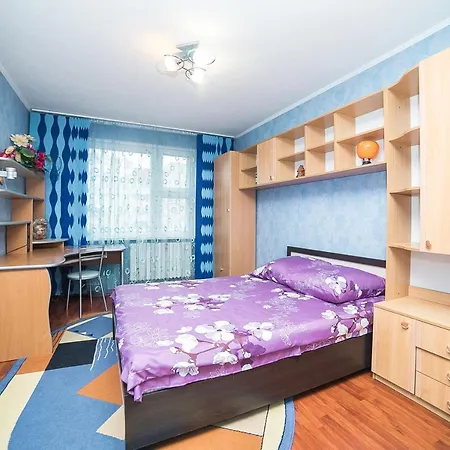 Uyutnaya Komnata Vozle Metro Aparthotel